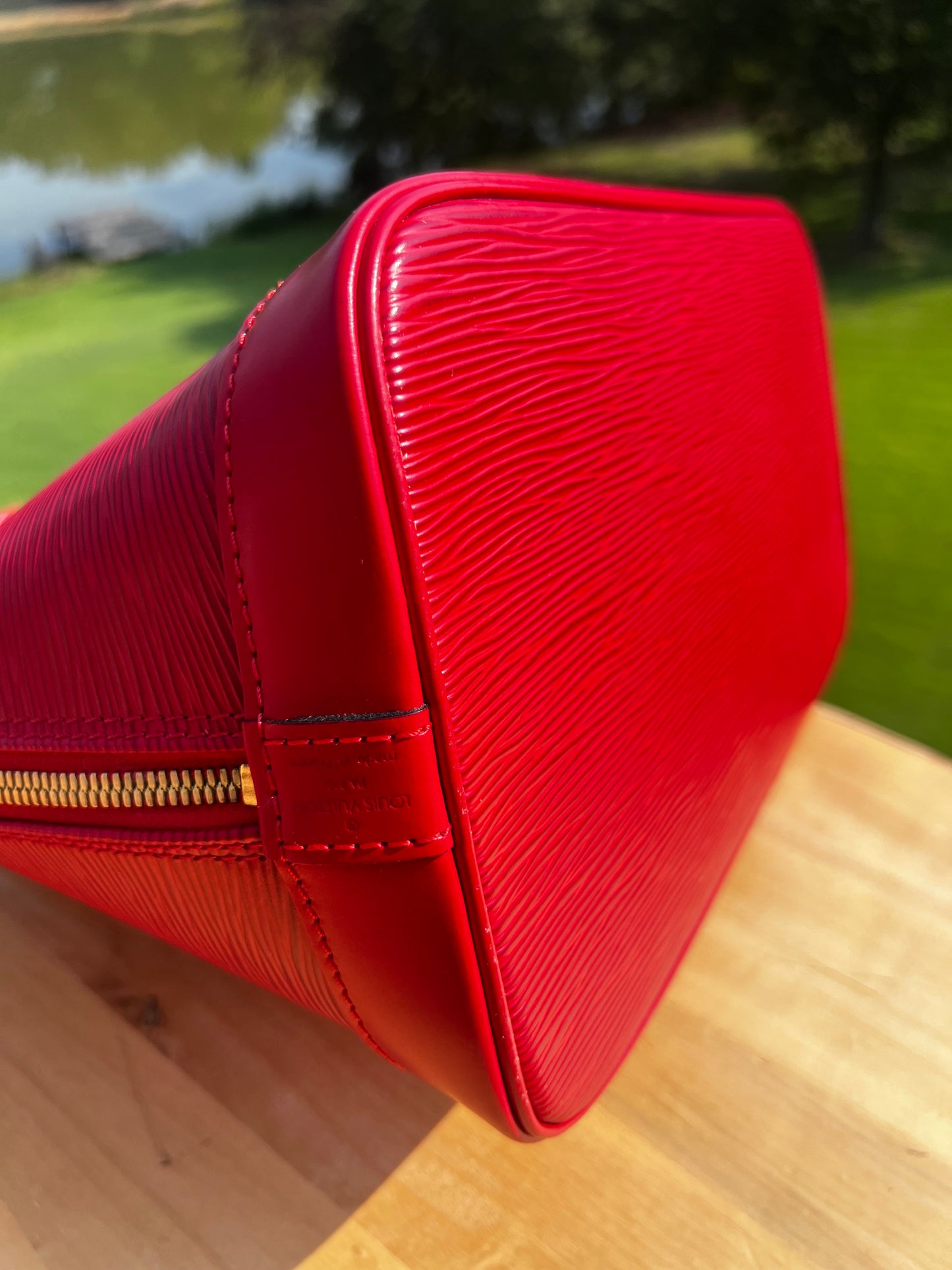 LOUIS VUITTON Alma PM – Red Epi Leather