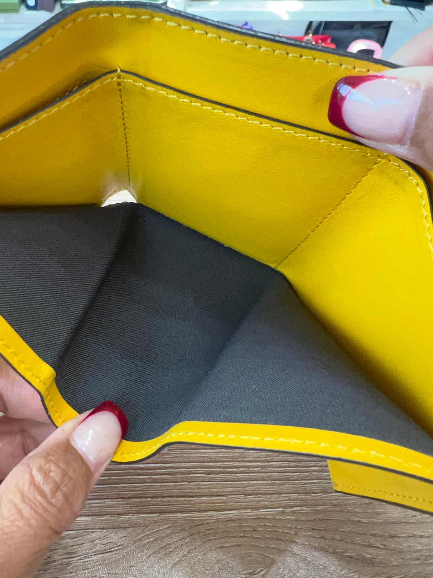 FENDI Roma Yellow Leather Compact Wallet