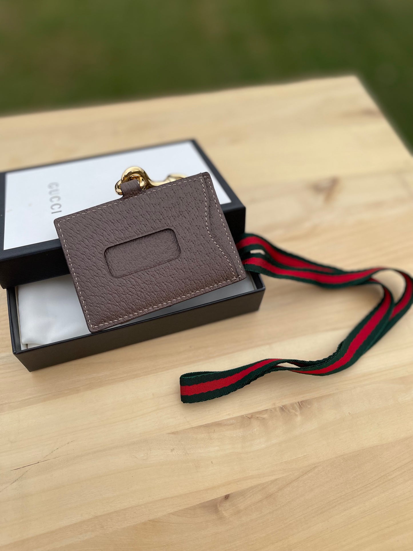 GUCCI
GG Supreme Monogram Ophidia ID Holder