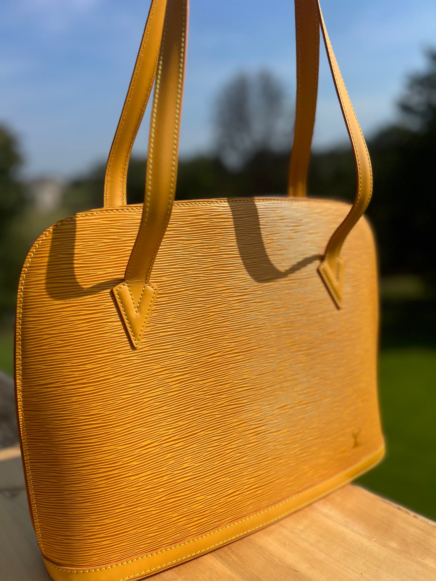 LOUIS VUITTON Epi Leather Saint Jacques Shoulder Bag – Yellow (Citrus)