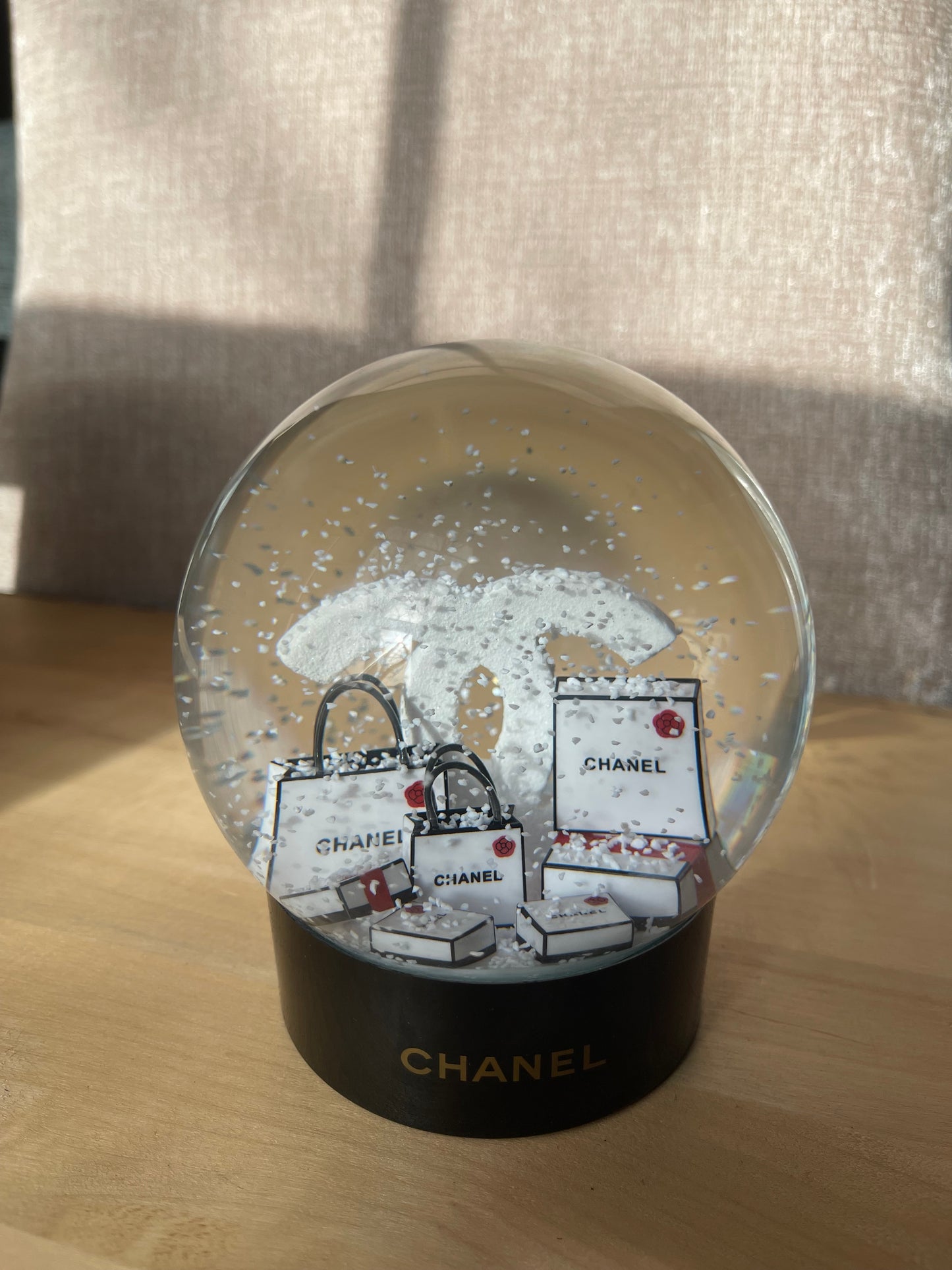 CHANEL Glass CC Shopping Bag Snow Globe
