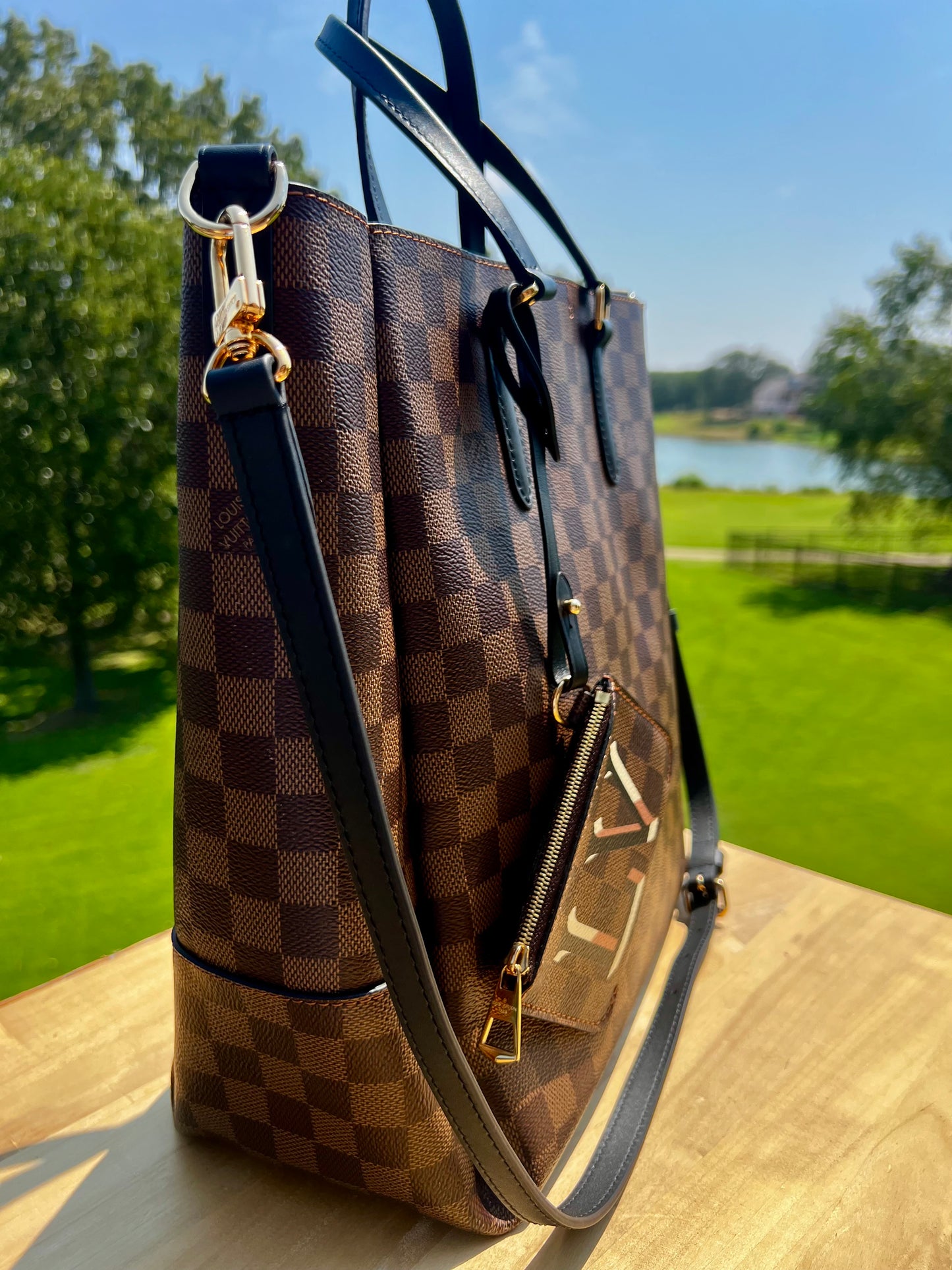LOUIS VUITTON Belmont MM Damier Ebene