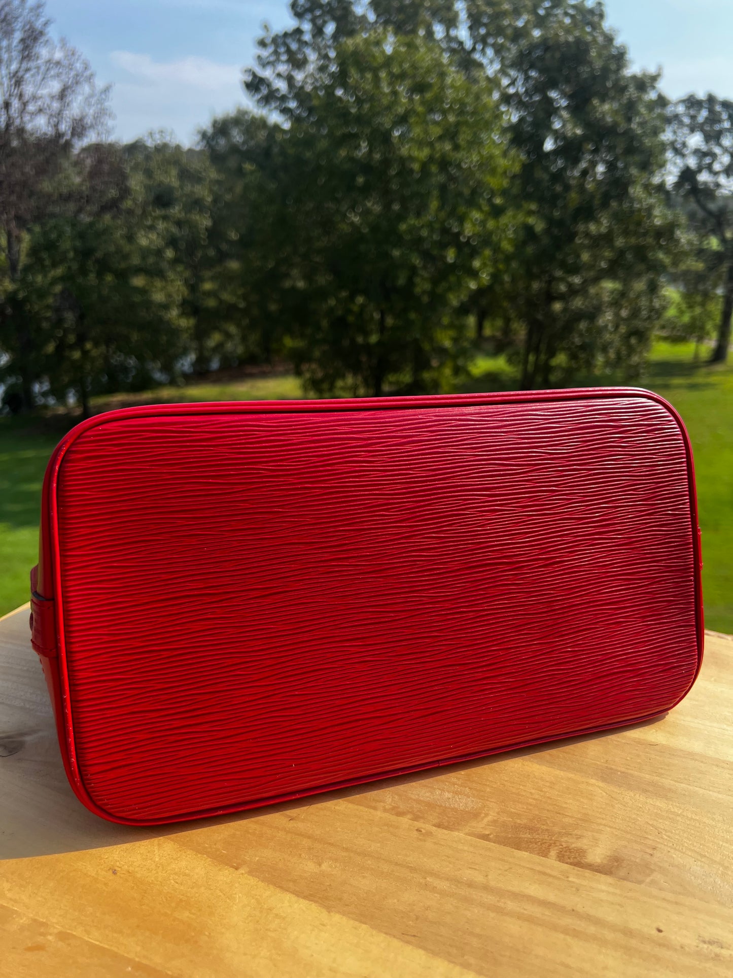 LOUIS VUITTON Alma PM – Red Epi Leather