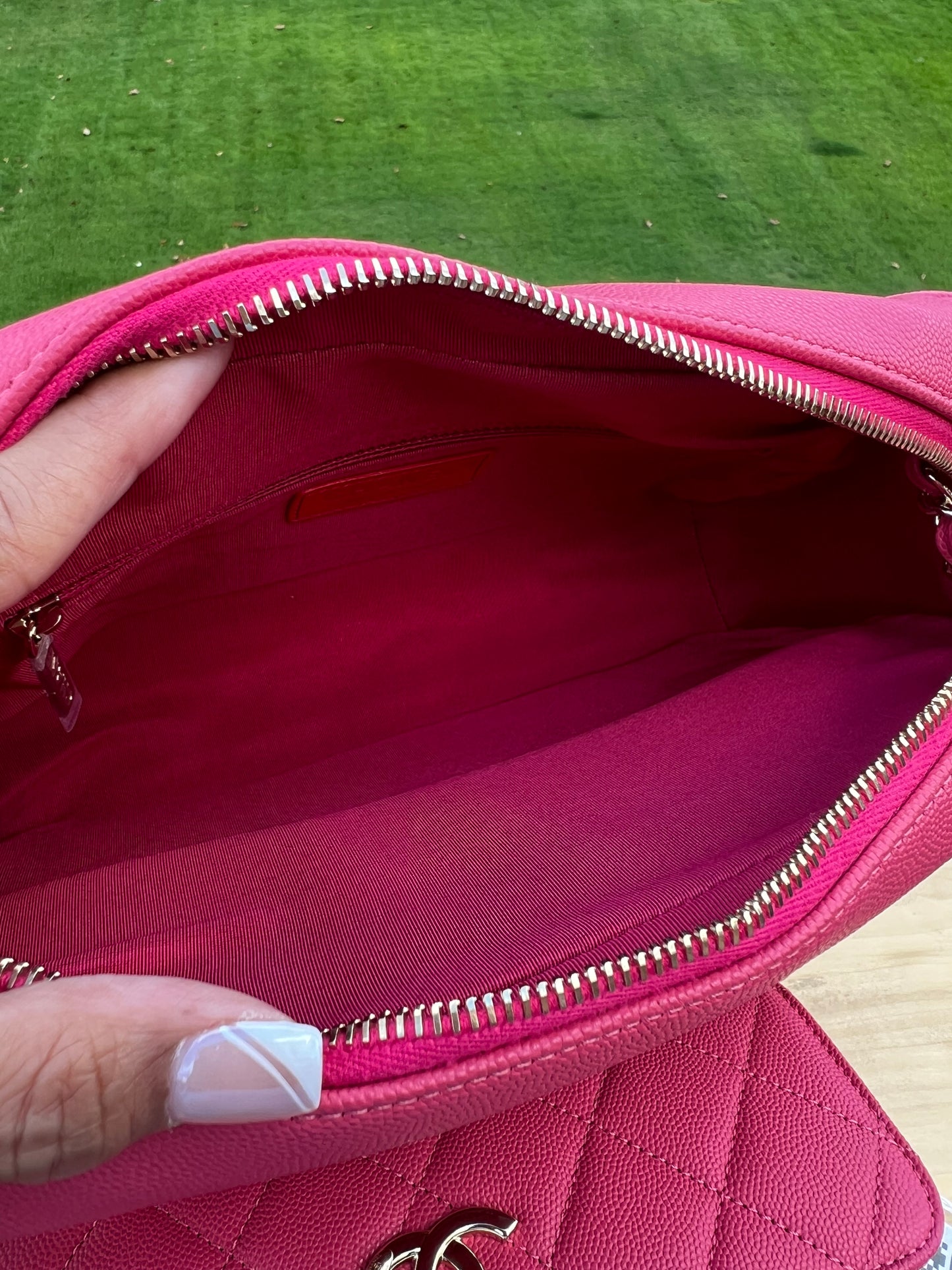 CHANEL Caviar Quilted Small In & Out Camera Case – Pink