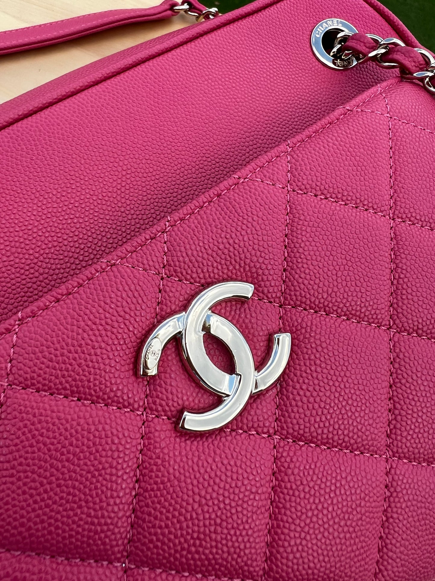 CHANEL Caviar Quilted Small In & Out Camera Case – Pink