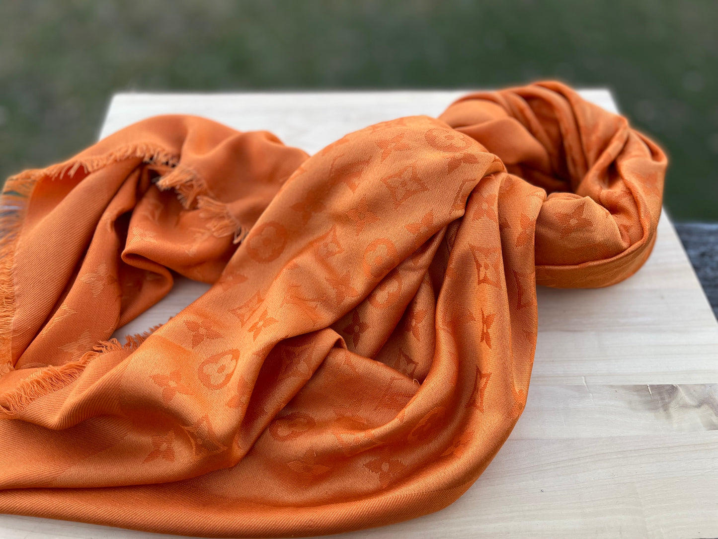 LOUIS VUITTON
Silk Wool Monogram Shawl