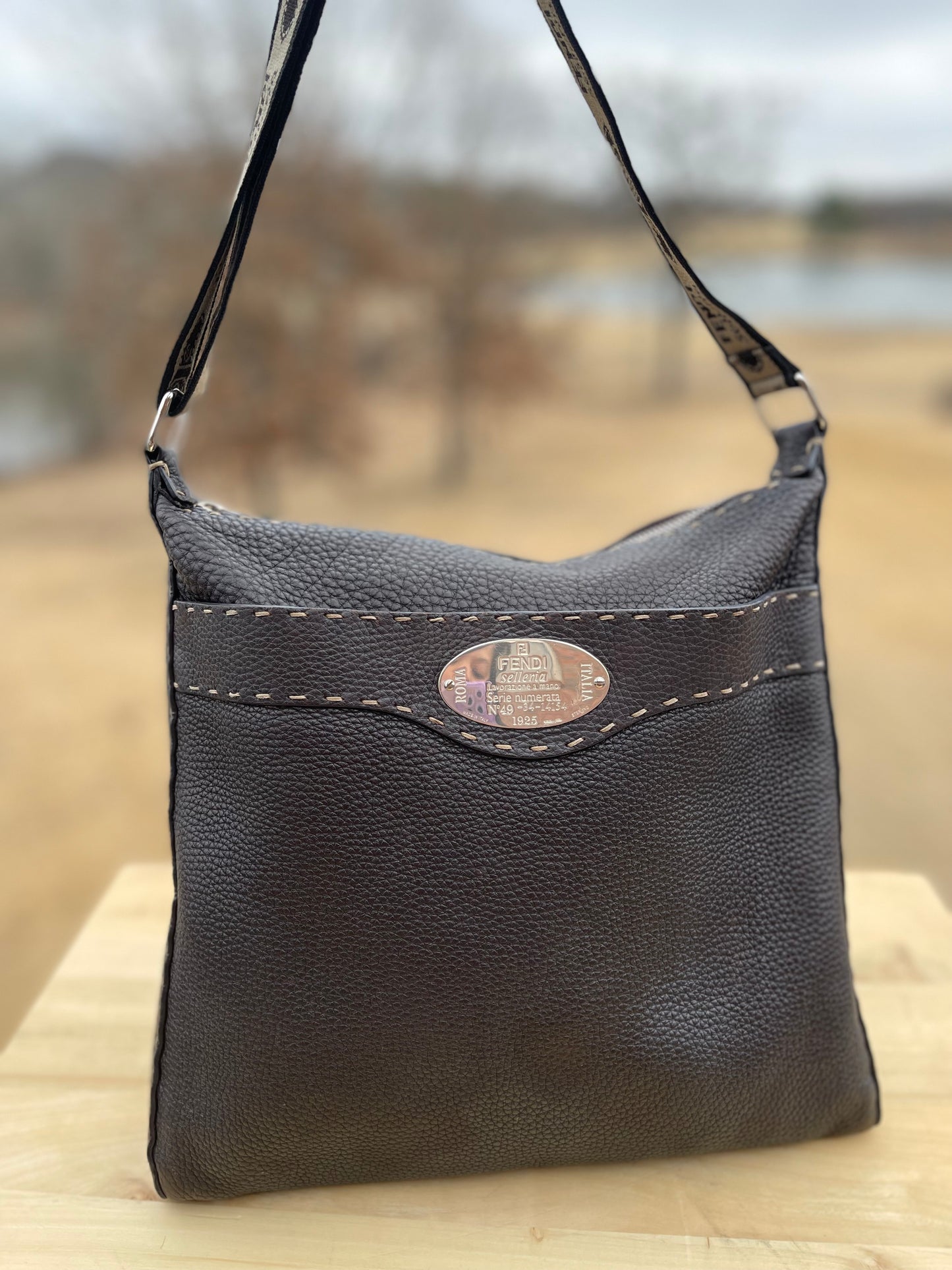 FENDI
Cuoio Romano Selleria Messenger