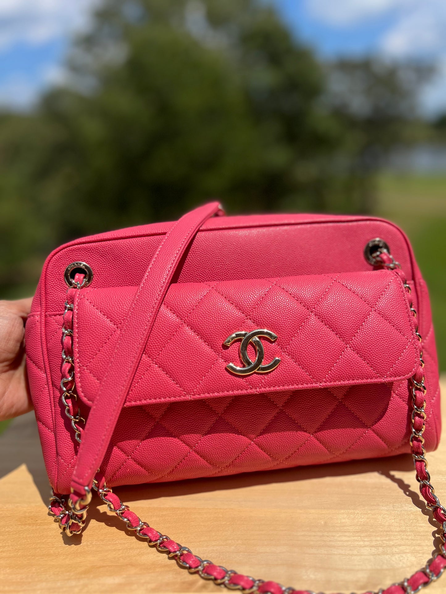 CHANEL Caviar Quilted Small In & Out Camera Case – Pink