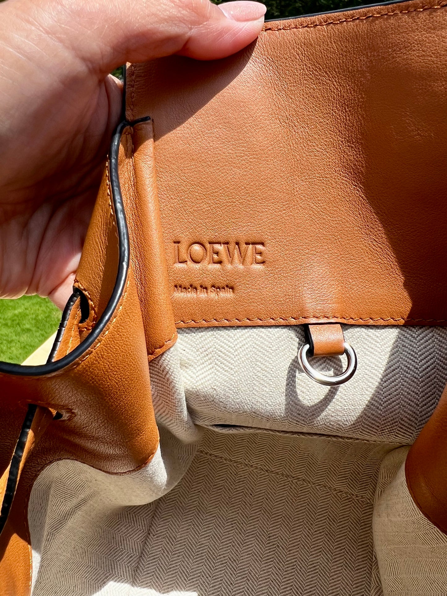 LOEWE Small Hammock Bag in Classic Calfskin Tan