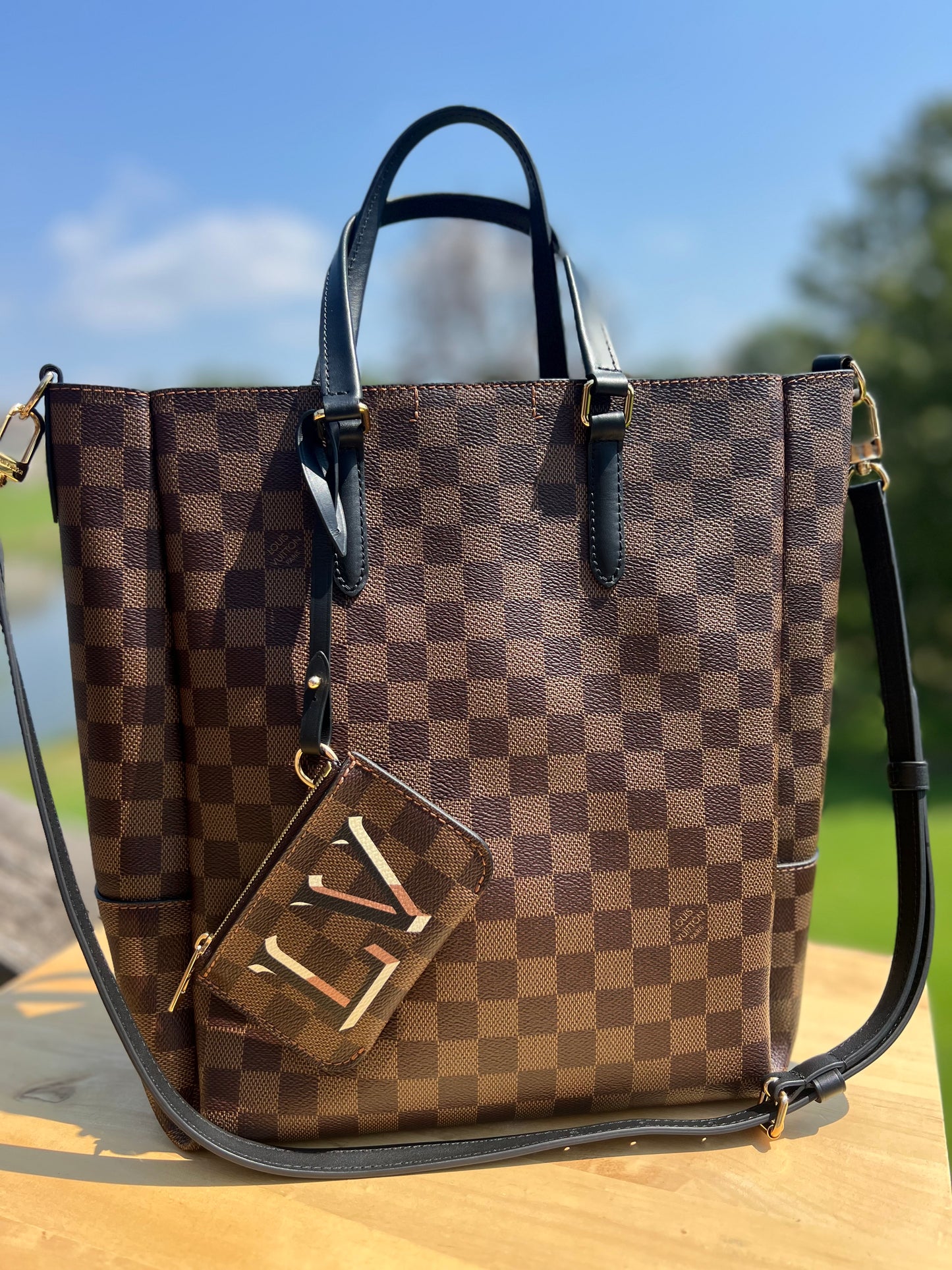 LOUIS VUITTON Belmont MM Damier Ebene