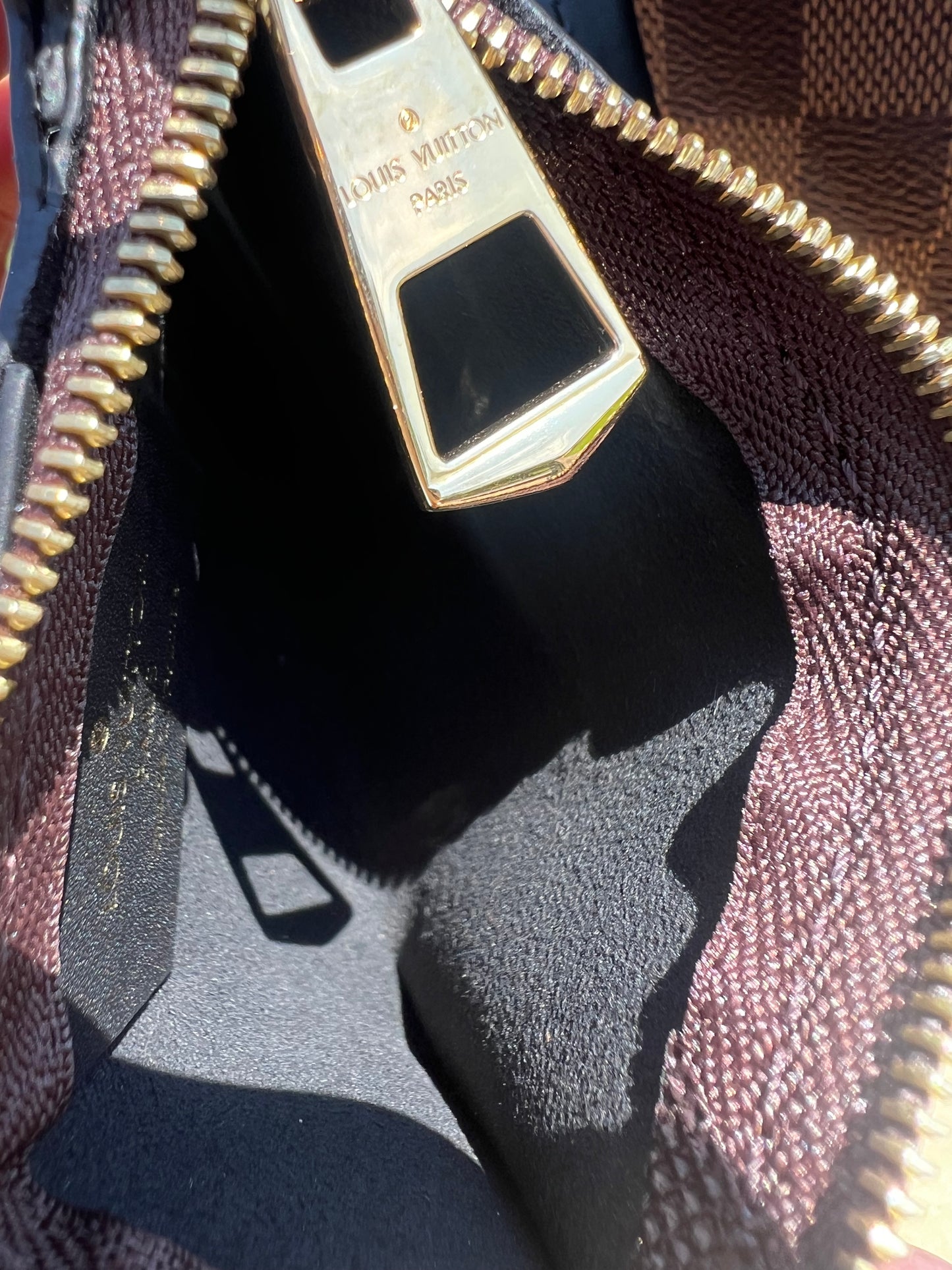 LOUIS VUITTON Belmont MM Damier Ebene