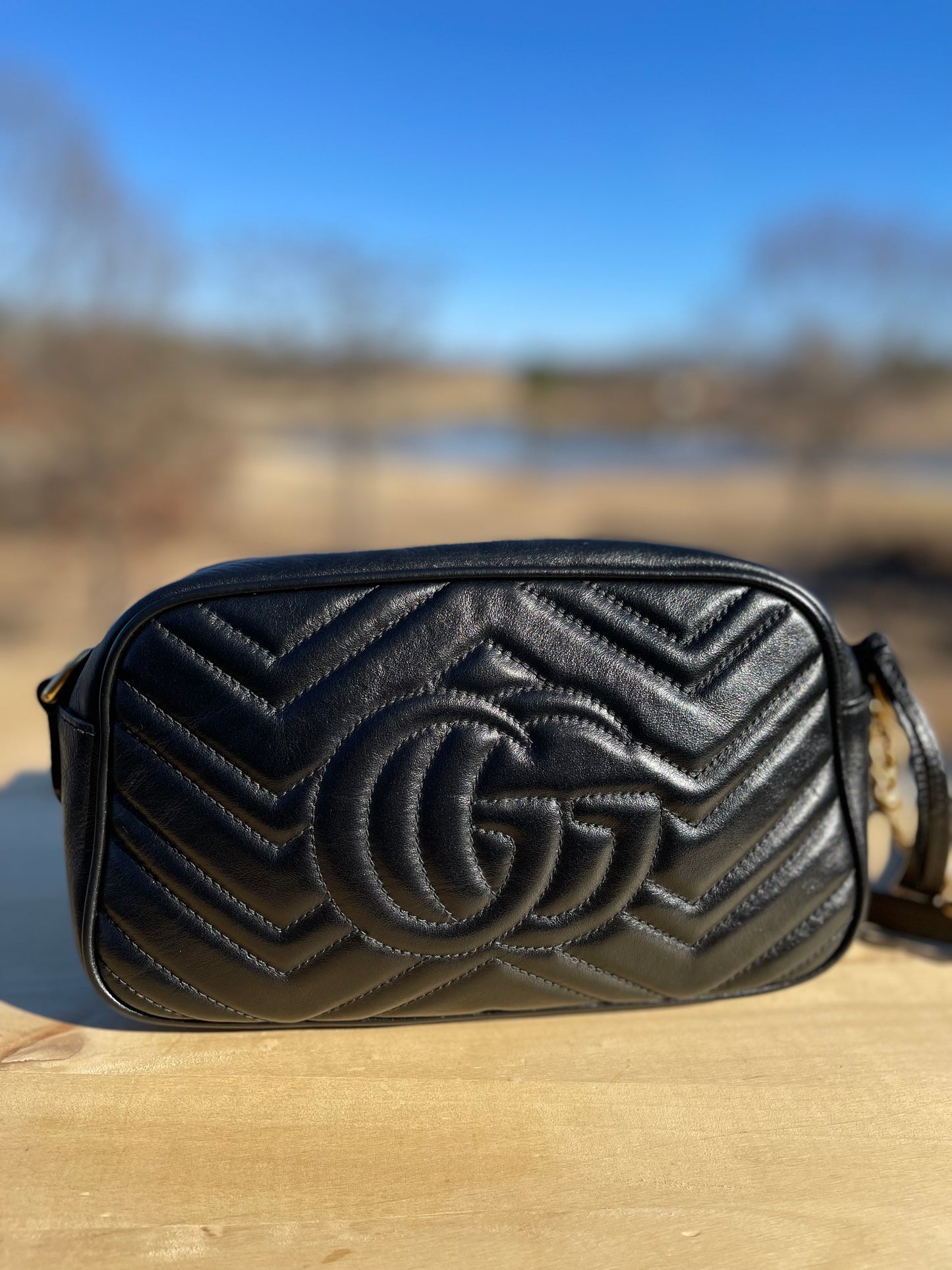 GUCCI 
Calfskin Matelasse Small GG Marmont Chain Shoulder Bag Black