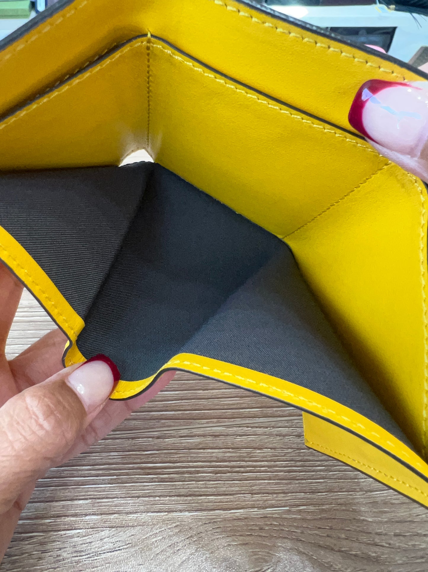 FENDI Roma Yellow Leather Compact Wallet