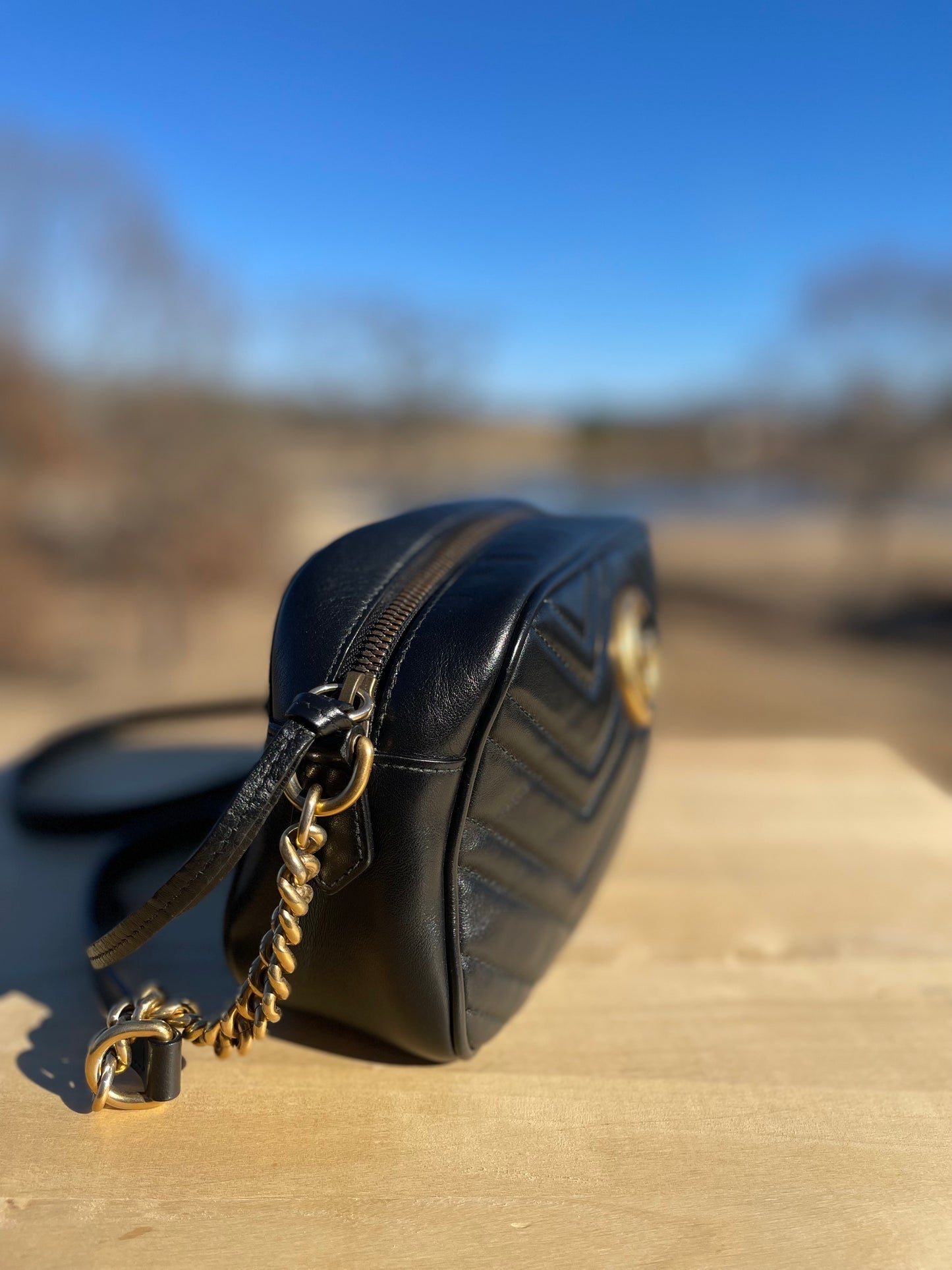 GUCCI 
Calfskin Matelasse Small GG Marmont Chain Shoulder Bag Black