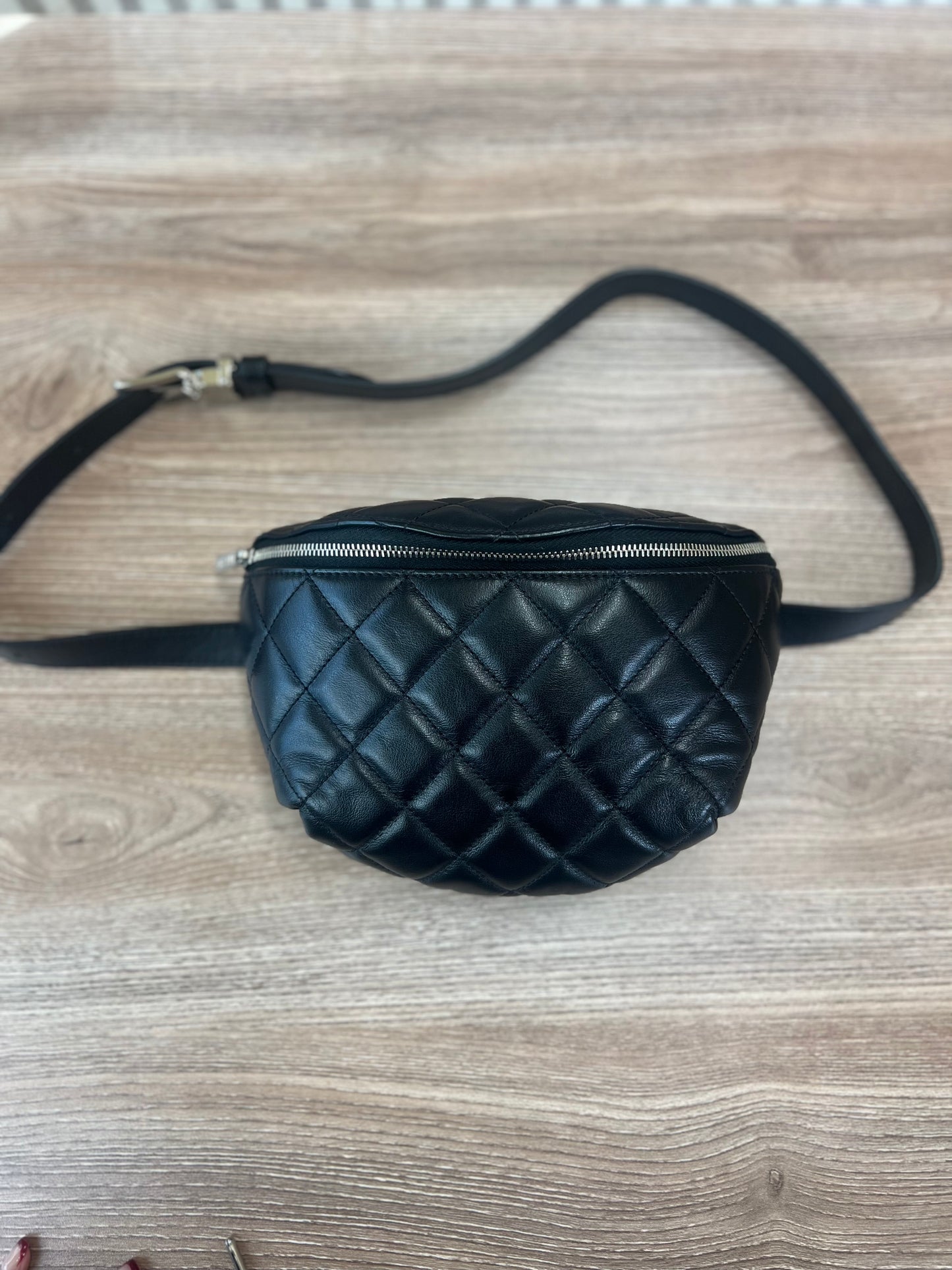 CHANEL

Calfskin Quilted Waist Belt Bag Black