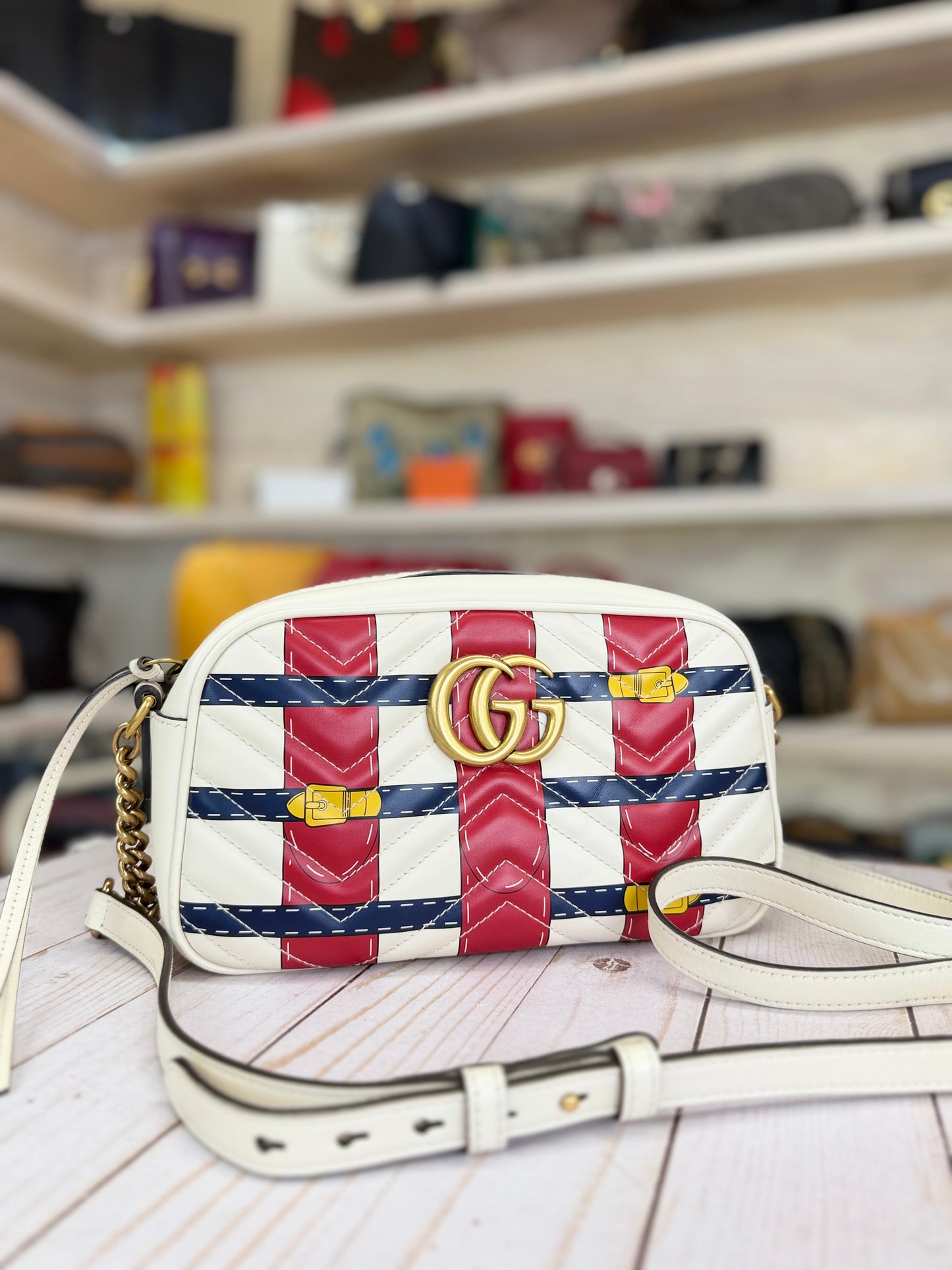 Gucci White Small GG Marmont Matelasse Trompe L'Oeil Crossbody
