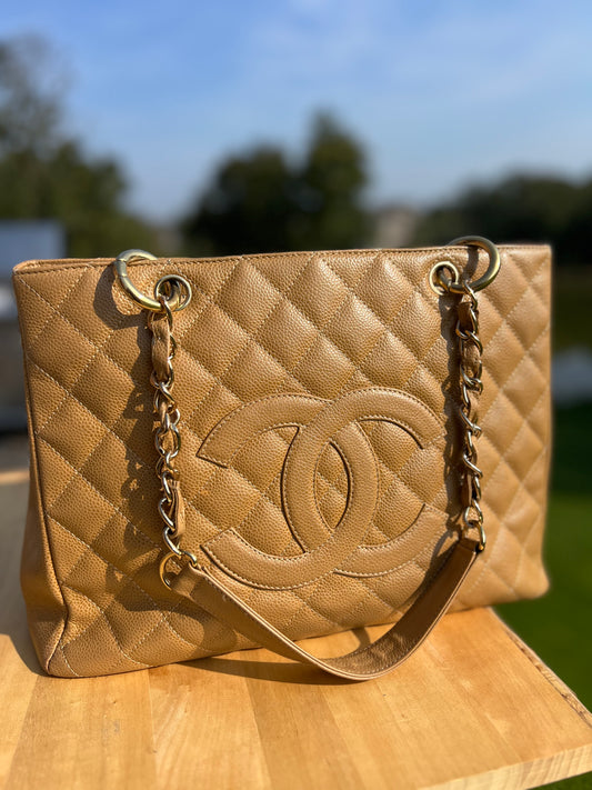 CHANEL Caviar Leather Grand Shopping Tote (GST) – Beige Quilted Shoulder Bag