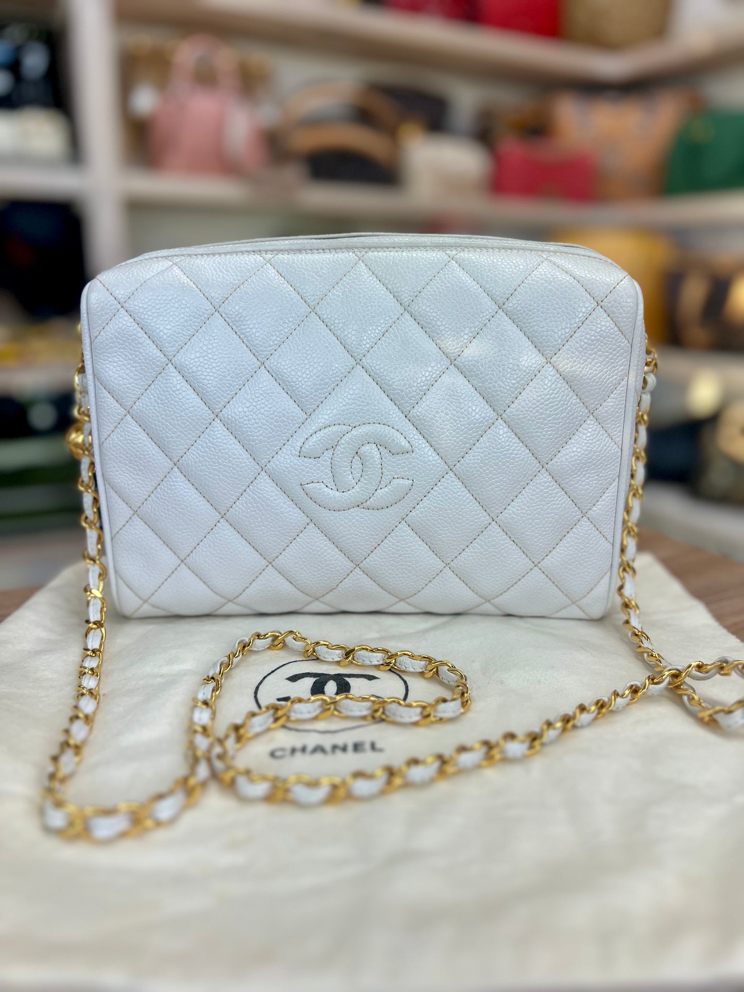 CHANEL Vintage Diamond CC Camera Shoulder Bag Quilted Caviar Medium White