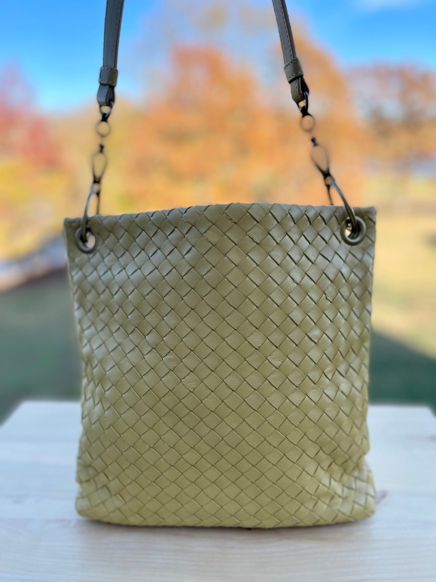 BOTTEGA VENETA                Intrecciato Leather Crossbody Bag