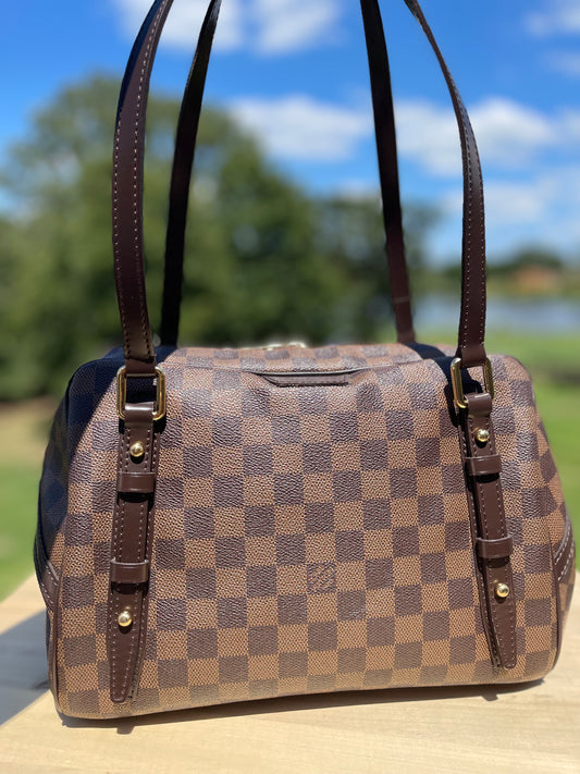 LOUIS VUITTON 
Damier Ebene Rivington GM