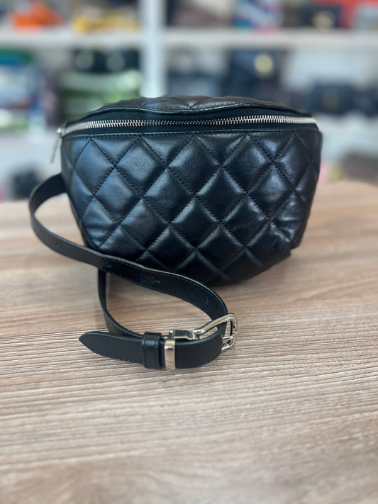 CHANEL

Calfskin Quilted Waist Belt Bag Black