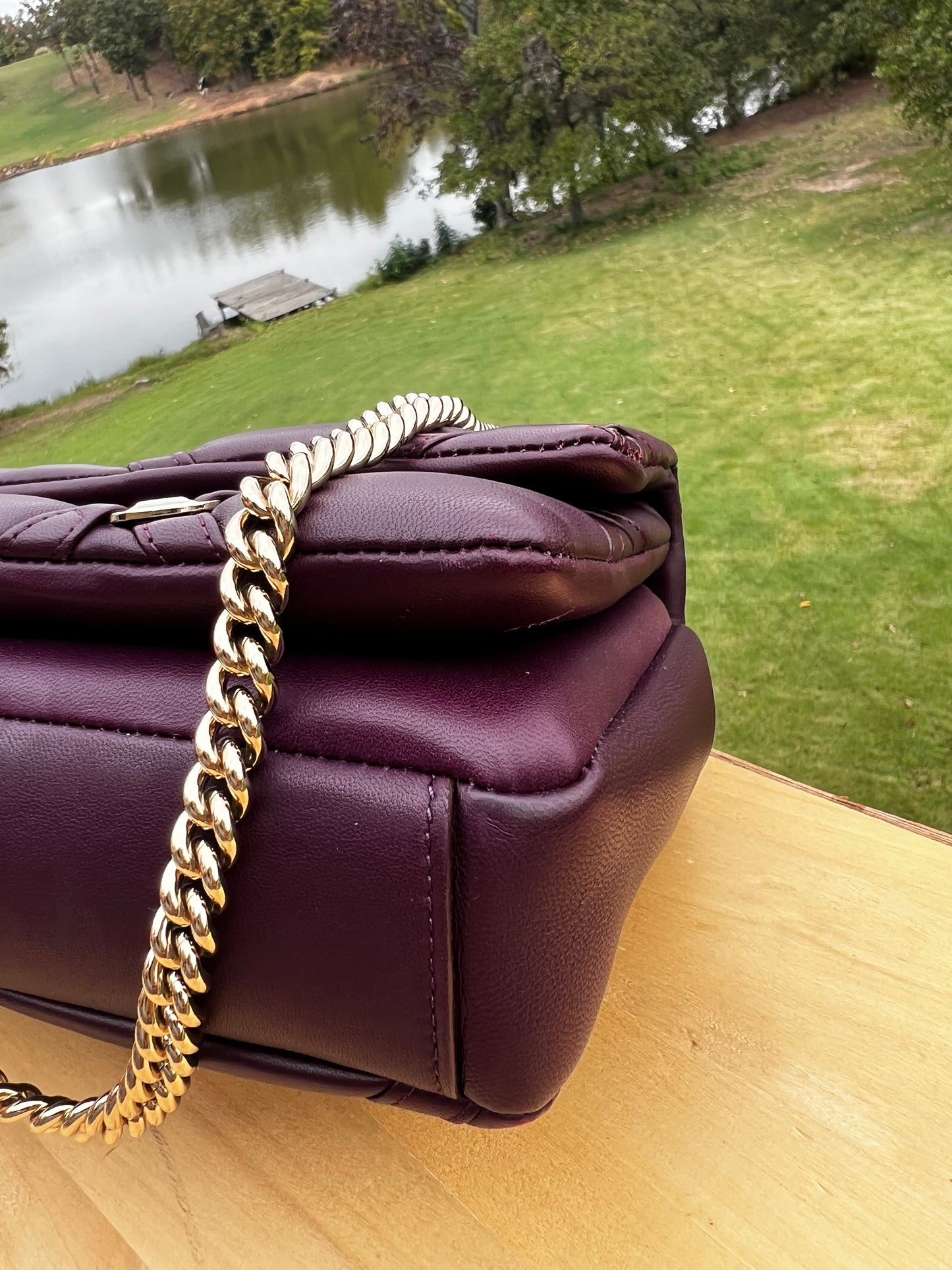 Salvatore Ferragamo
Vara Soft Studs Flap Bag Quilted Leather Small