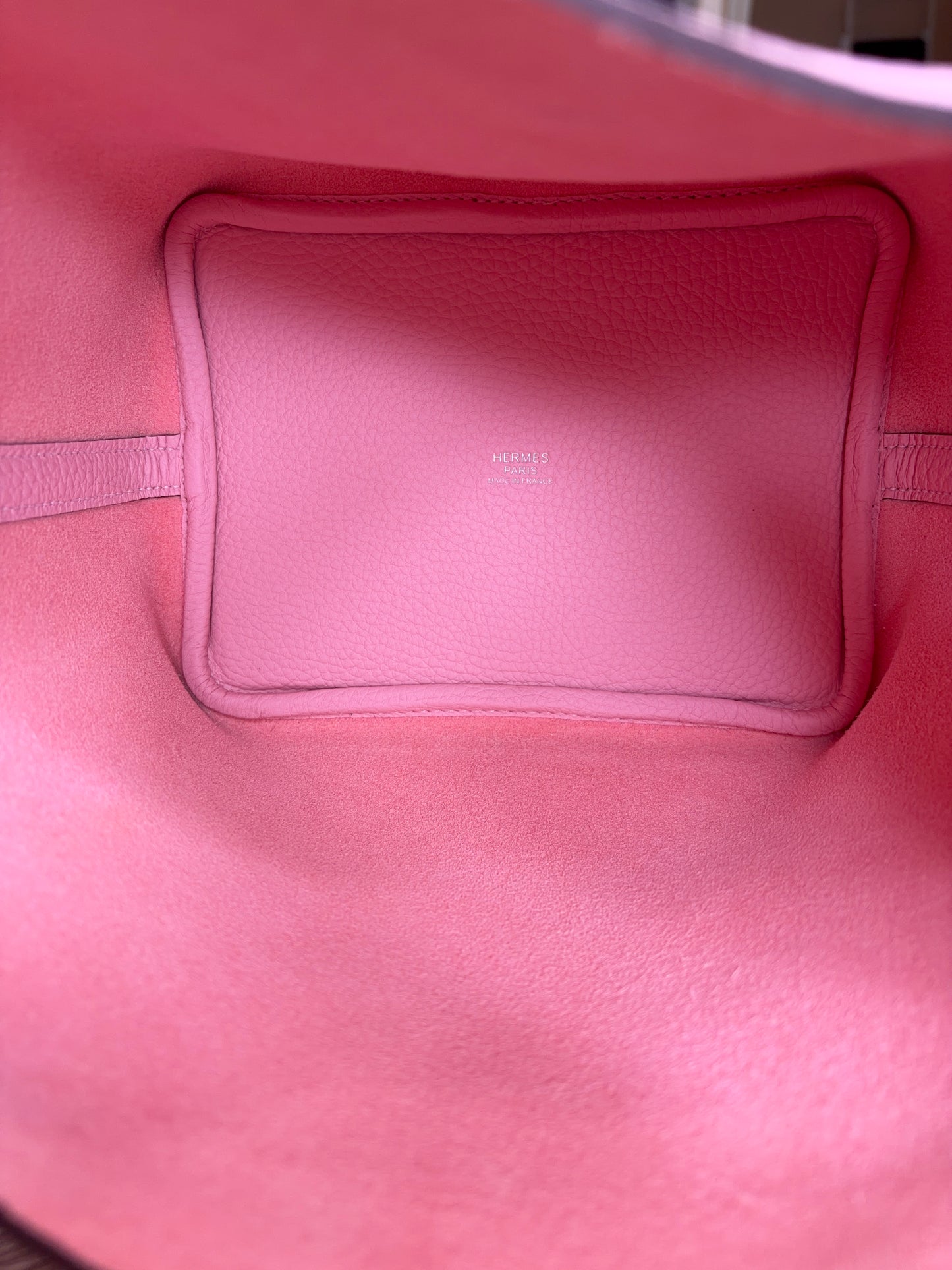 HERMES Taurillon Clemence Picotin Lock 18 PM Rose Sakura