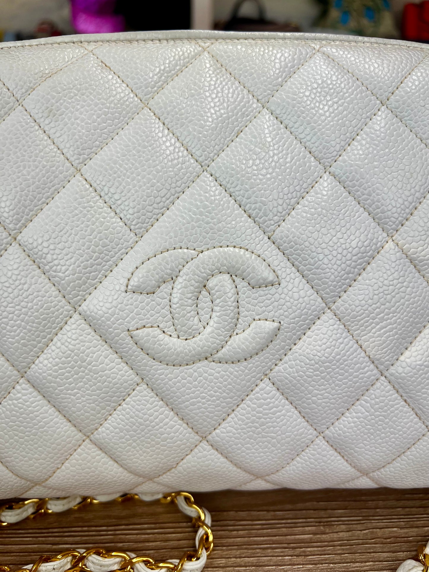 CHANEL Vintage Diamond CC Camera Shoulder Bag Quilted Caviar Medium White