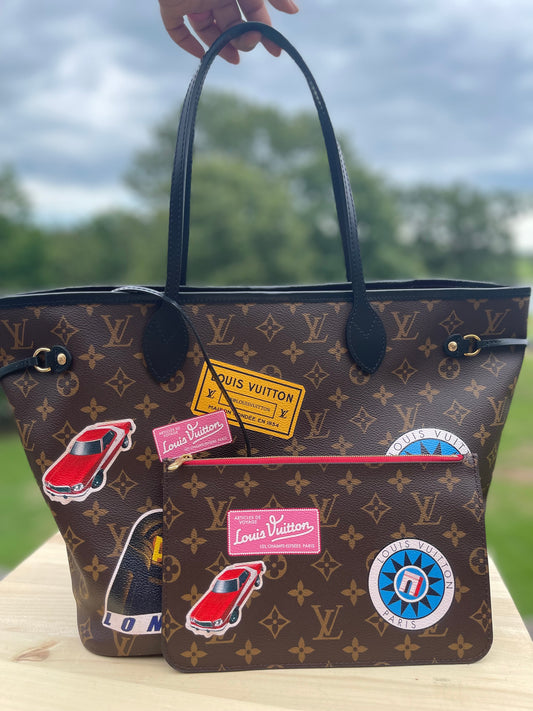 LOUIS VUITTON 
Monogram World Tour Neverfull MM