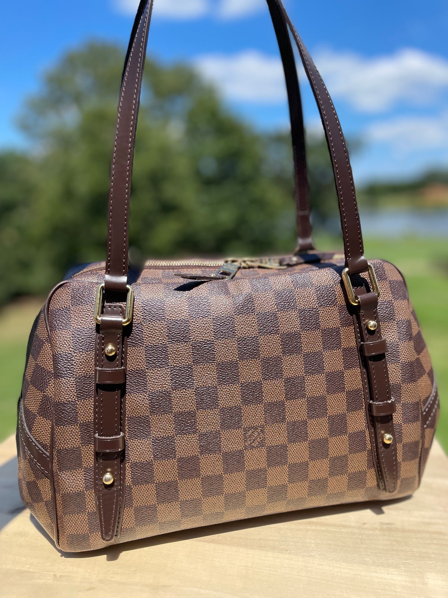 LOUIS VUITTON 
Damier Ebene Rivington GM