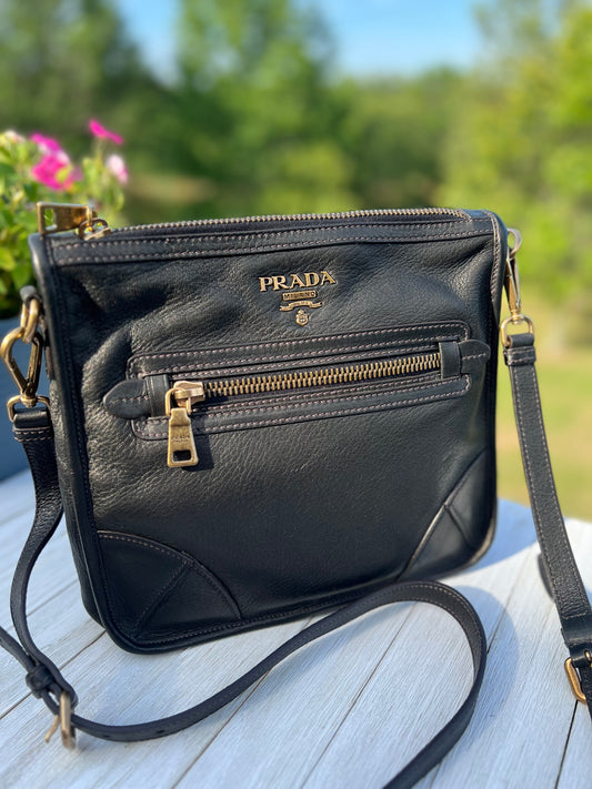 PRADA
Vitello Daino leather Messenger