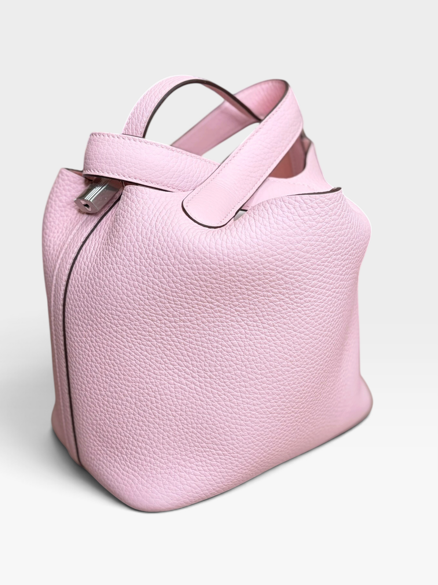 HERMES Taurillon Clemence Picotin Lock 18 PM Rose Sakura