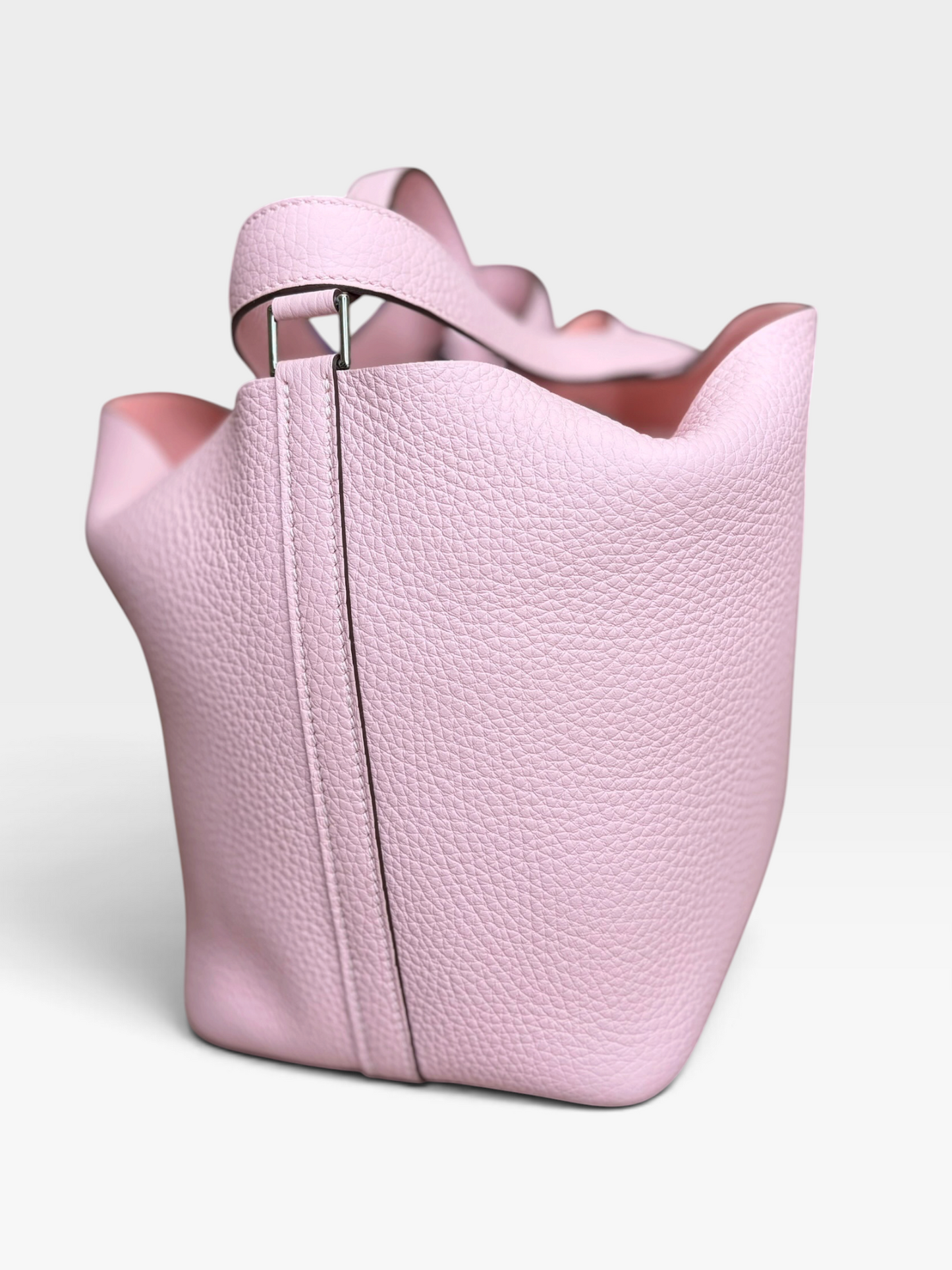 HERMES Taurillon Clemence Picotin Lock 18 PM Rose Sakura